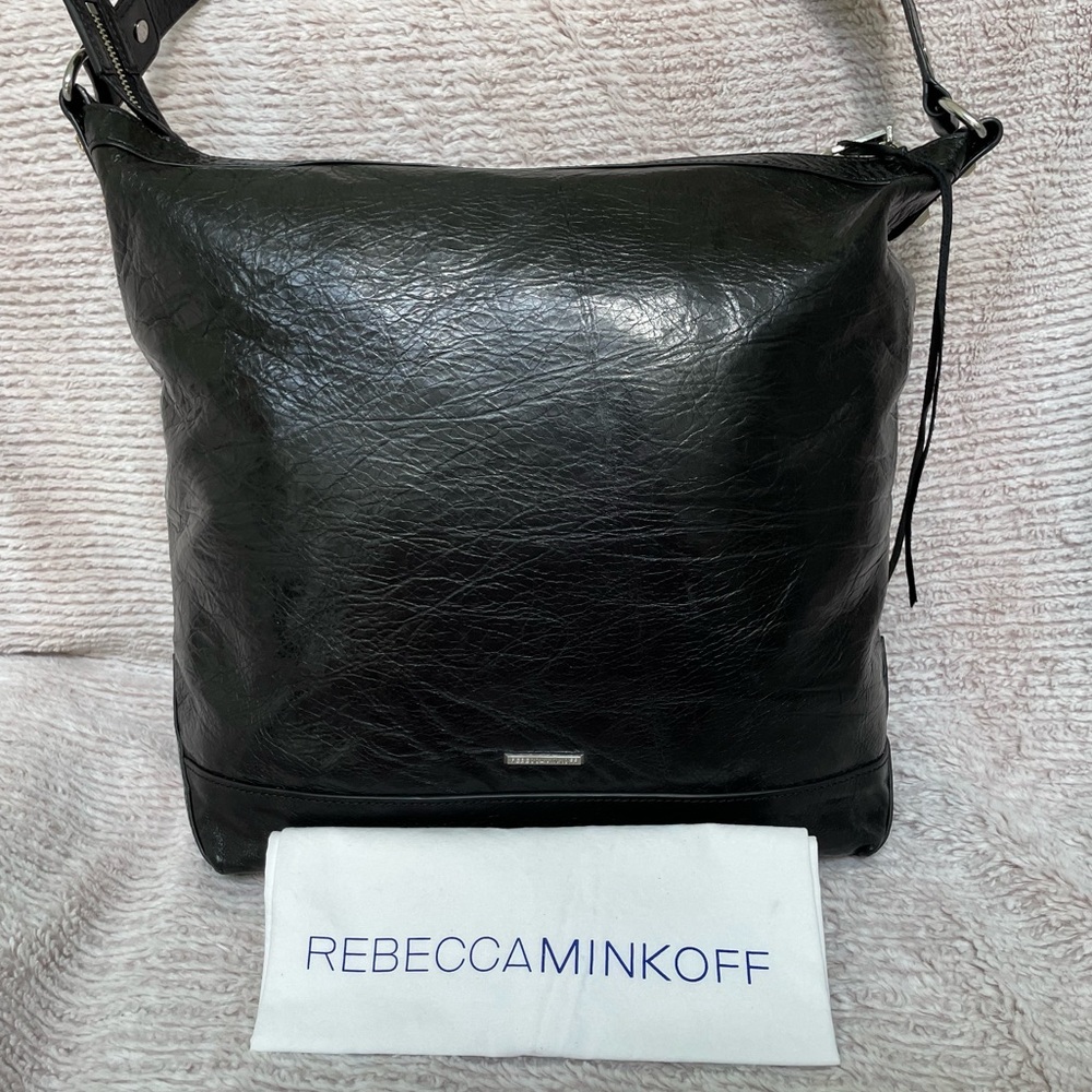 Rebecca Minkoff New Regan large Leather Hobo Handbag.
